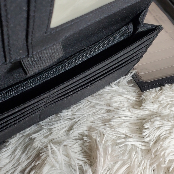 Liz Claiborne "Money Talks" Wallet NWT - Picture 13 of 16